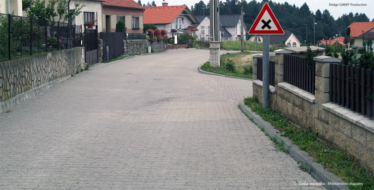 Značka A 3 Křižovatka
